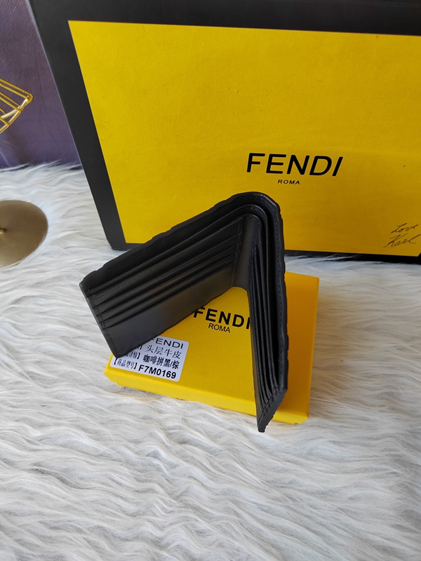 超激安ブランド財布偽物細部ディテール